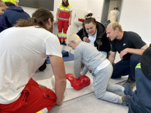 Děti slavily svůj svátek s krajskými záchranáři. Přišly na dva tisíce lidí