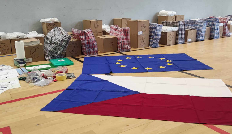 Eurovolby 2024: Policie na Havlíčkobrodsku musela řešit krádež vlajky EU, zmizela z budovy úřadu