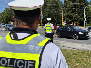 Regulovčík 2024: V Jihlavě soutěžili policisté, na rušné křižovatce se na hodinu vypnuly semafory
