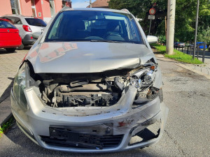 Řidič v Třebíči nedal přednost autu na hlavní silnici, škoda po nehodě je sedmdesát tisíc