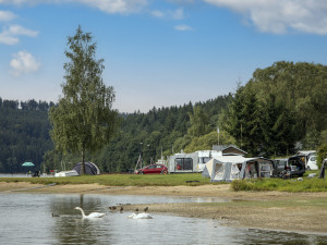 Užijte si kempování v srdci Lipna nad Vltavou