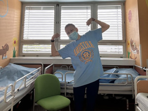 Dva roky boje s leukémií. Život Terezy z Hané zachránila i stovka přípravků od dárců krve