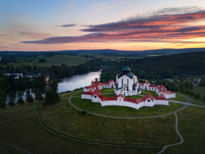 Ve Žďáru nad Sázavou oslavili 30 let Zelené hory v seznamu UNESCO, nechyběl videomapping