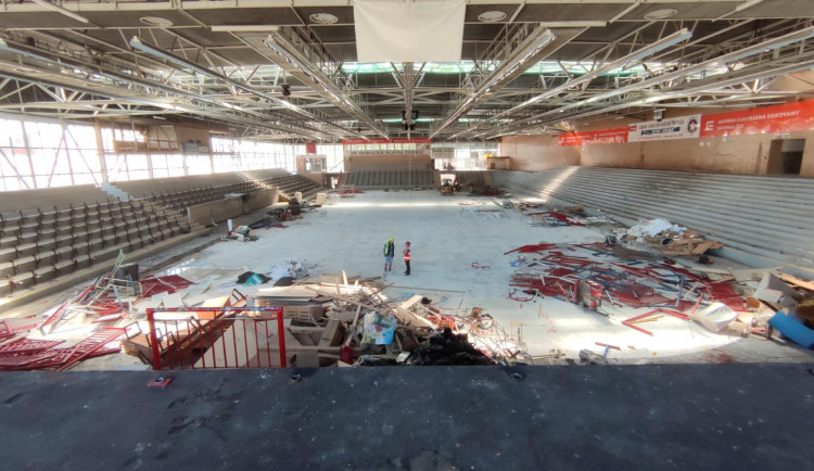 Nové zázemí třebíčského zimního stadionu má být postavené do zimy, pracuje se i na Polance