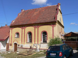 Batelovská synagoga by měla mít do poloviny října novou střechu