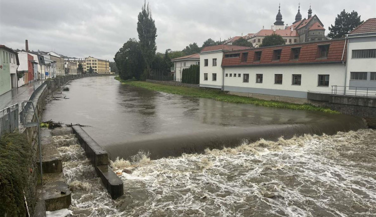 Rozvodněná řeka v Třebíči. Foto: se souhlasem Města Třebíč