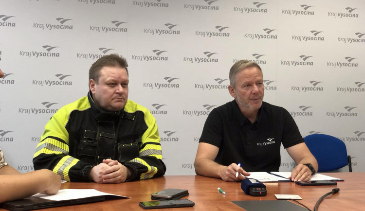 Zleva: Ředitel HZS Kraje Vysočina Jiří Němec, hejtman Kraje Vysočina Vítězslav Schrek