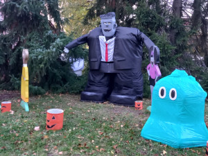 Jihlavský Palouček obsadili strašidelní obyvatelé z Hotelu Transylvania, příští neděli tam bude dýňování