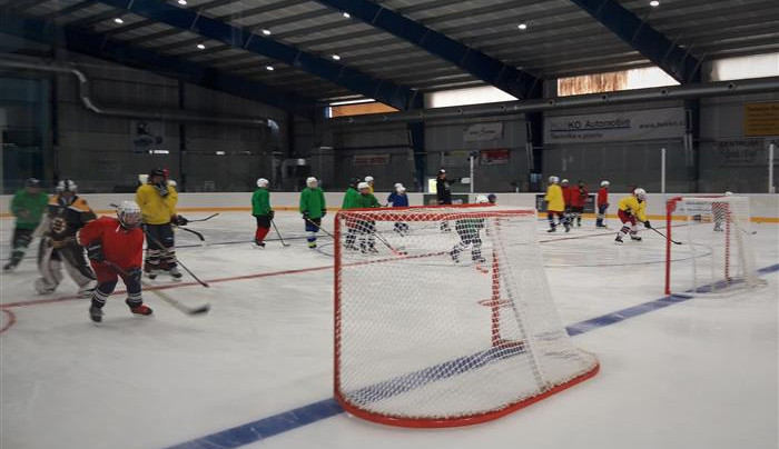 Hokejistů je čím dál více. Humpolec na to musí reagovat dalšími úpravami hokejového stadionu