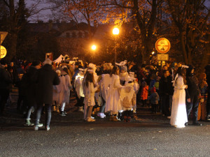 Pondělí patřilo v Jihlavě svatému Martinovi, na průvod přišly tisíce lidí