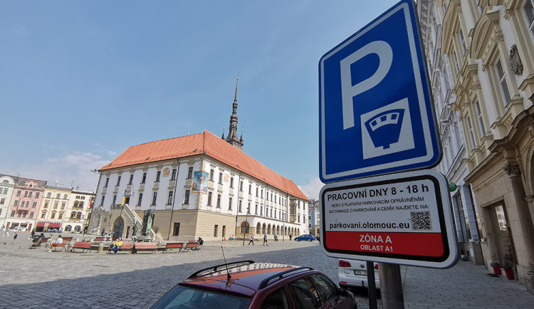 ANKETA: Kratší lhůty pro taxíky i dopravní obsluhu. Olomouc mění dopravní režim na Horním náměstí