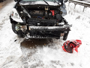 FOTO: Sníh komplikuje dopravu na D1, kolony jsou ve směru na Havlíčkův Brod, Znojmo i Pelhřimov