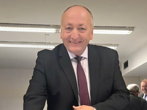 Franěk je stejně jako Pokorný náměstkem hejtmana, pozice třebíčského místostarosty se vzdal