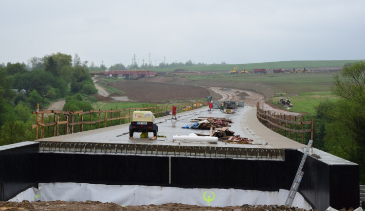 Mezi významné stavební akce v kraji se řadí v roce 2025 řadí i dostavba obchvatu Jihlavy