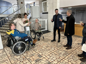 VIDEO: Do DKO v Jihlavě mohou po úpravách i handicapovaní. Hodně nám to pomůže, pochvaluje si vozíčkář