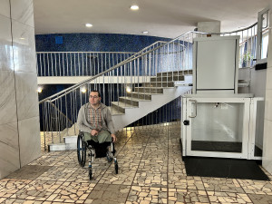 VIDEO: Do DKO v Jihlavě mohou po úpravách i handicapovaní. Hodně nám to pomůže, pochvaluje si vozíčkář