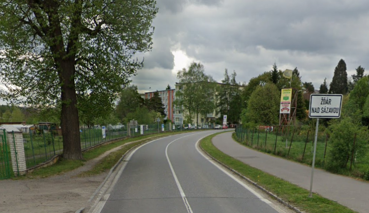 Úsek silnice I/19 ve Žďáru čeká oprava. Místem projede každý den kolem devíti tisíc vozidel