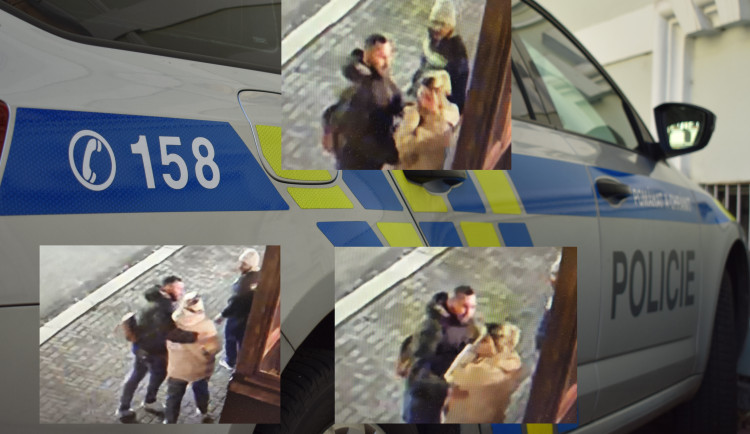 Muž byl v centru Jihlavy napadený skupinou lidí. Nepoznáte dva muže a ženu na fotkách? 