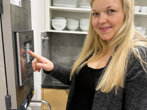 Maminky na šestinedělí v Pelhřimově mohou ode dneška zajít do bufetu. Skvělý nápad, chválí jedna z nich