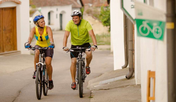 Města na Žďársku budou hledat bezpečnější cesty pro cyklisty mimo provoz aut