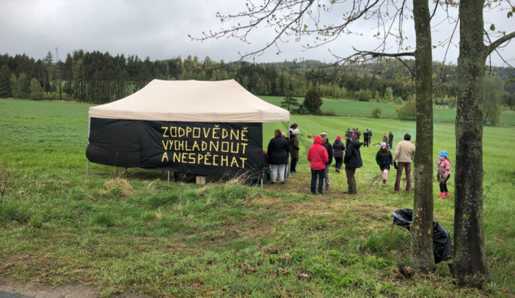 Správa úložišť přišla o výjimku na geologické práce v lokalitě Hrádek, uvedl právník obcí