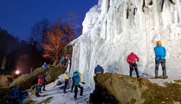 Ledová stěna ve Víru. Foto: Se svolením Lindy Vojancové