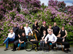 Spolek handicapovaných lidí má v prostorách dukovanské elektrárny výstavu svých fotografií