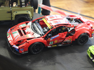 Přes milion kostek a tisíce figurek. Lidé v Jihlavě viděli, co vše se dá postavit z Lega