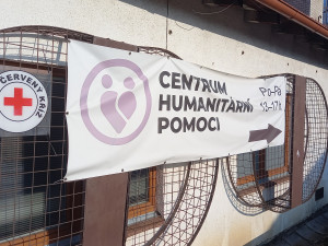 Centrum humanitární pomoci v Jihlavě stále funguje. Pomáhá nejen materiálně, ale také v socializaci