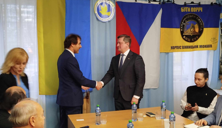 Jihlavu navštívil ukrajinský velvyslanec Vasyl Zvaryč. Moc si vážíme české pomoci a pohostinnosti, budeme navždy přátele, říká