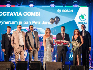 Bosch Jihlava: Ples plný hvězd, štědrý finanční dar pro Nemocnici Jihlava a Škoda Octavia pro top inovátora, foto: Bosch Powertrain