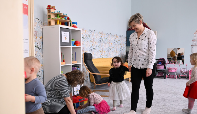 FOTO: V Brodě mají nové centrum pro rodiny s dětmi, pořádá swap i rodinné brunche. Nahlédněte dovnitř