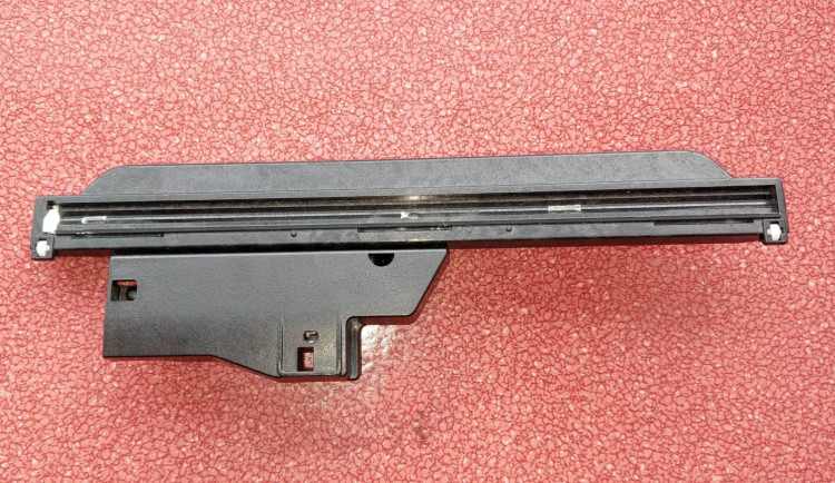 Policie chlapce s údajnou zbraní v jihlavské škole vypátrala. Nakonec šlo o plastový předmět