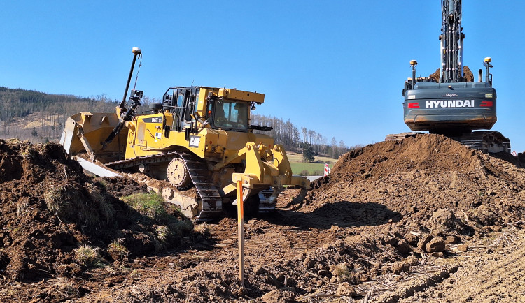 Začínají úpravy nebezpečné a nepřehledné křižovatky u Dobré Vody, v místě budou dopravní omezení. Foto: Se souhlasem ŘSD
