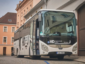 ANKETA: Horácké divadlo pořídí nový svozový autobus. O tuto unikátní službu je mezi diváky velký zájem
