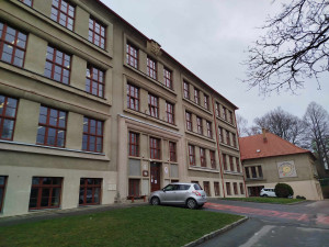 Základní škola Havlíčkova se ani letos nedočká rekonstrukce, vítězná firma couvla
