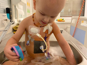 Lidé nejen v Třešti po celý duben běhají pro malého Janka, který je onkologickým pacientem