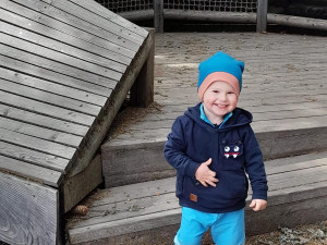 Lidé nejen v Třešti po celý duben běhají pro malého Janka, který je onkologickým pacientem