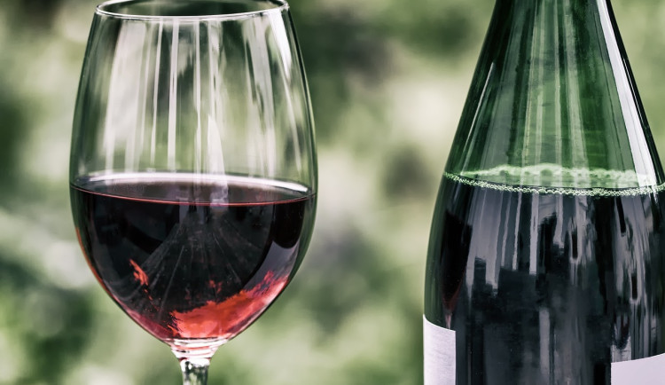 Valtické vinné trhy znají své vítěze. Přihlášeno letos bylo rekordní množství vín