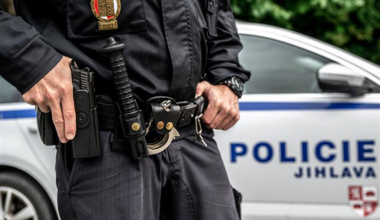 Humpolec chce úředníky chránit nouzovými tlačítky, v Jihlavě jsou od roku 2010. Někdy přijdou i strážníci