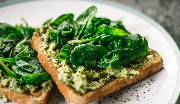 Dnes je Zelený čtvrtek. Nezapomeňte na pivo, nehádejte se a od nikoho si nic nepůjčujte