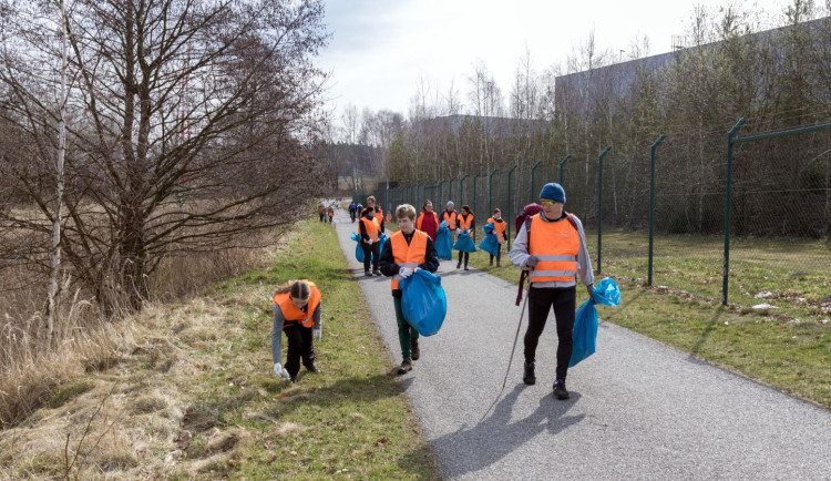 Záběry z průběhu akce Čistá Vysočina ze dne 5. dubna 2025