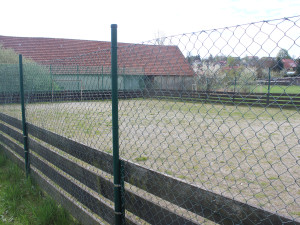 V Řehořově si mají kde hrát. Hřiště letos dostane novou umělou trávu