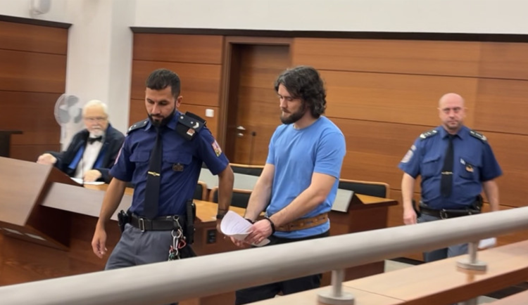 Za zapálení baru v Liberci a zranění 15 hostů potvrdil soud muži 18 let vězení