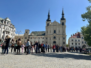 O kontrolu znamének byl v Jihlavě zájem. Hodinu a půl ve frontě, řekl první čekající