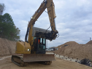 Před Silem vzniká nová silnice, odtěženou zem odvezlo šest tisíc nákladních aut