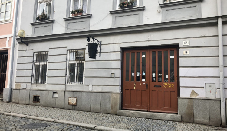 Konečně se podařilo pronajmout Mikulku. Bude tam kavárna a bar, zřejmě od června