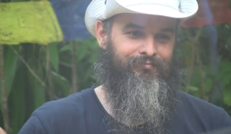 Učitelka z Liberce členkou sekty guru Járy. Na střední škole skončila