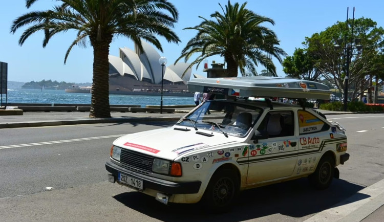 Cestovatel z Panenských Břežan objel svět Škodou Rapid z roku 1989, je rekordman. Foto: Se souhlasem Agentury Dobrý den