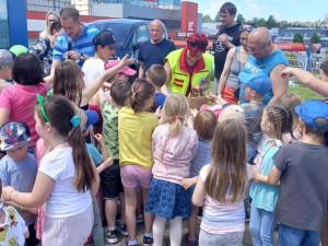 Foto: Den dětí se záchranáři v Jihlavě přivítal dopoledne tisíce návštěvníků
